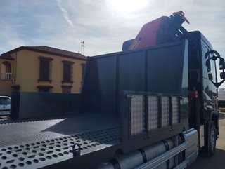 Volvo FH 500-CAMIONES PORTAMAQUINARIAS