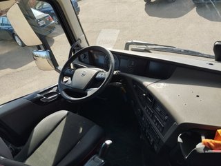 Volvo FH 500-CAMIONES PORTAMAQUINARIAS
