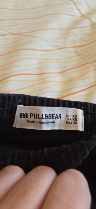 Pantalón corto negro Pull&Bear