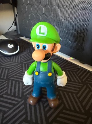 Muñeco Luigi Oficial Nintendo