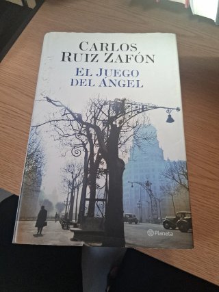 El juego del ángel