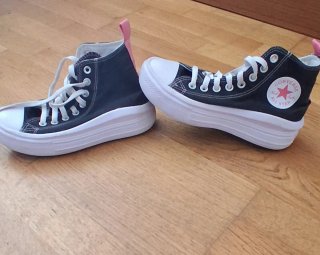 Converse plataforma negras y rosas