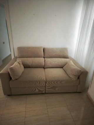 Sofá 2 plazas ESKILSTUNA beige Precio negociable