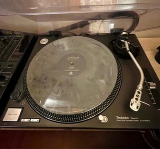 Tocadiscos Technics SL 1200 MK2 DJ