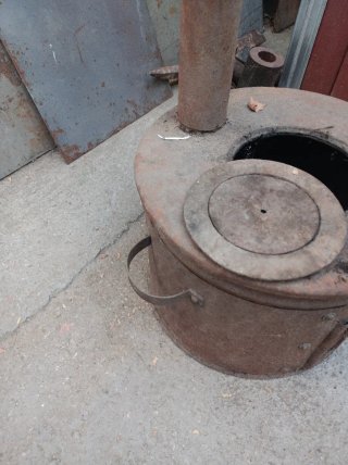 Cocina de carbón antigua