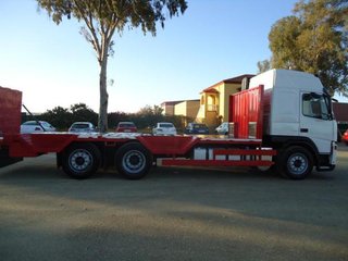 Volvo FM 450-CAMIONES PORTAMAQUINARIAS
