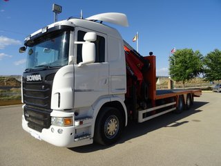 Scania G 400-CAMIONES PORTAMAQUINARIAS