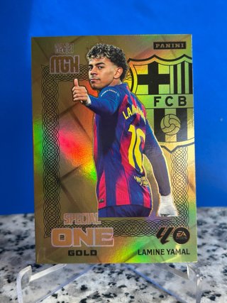 Cromo Lamine Yamal special one gold Megacracks