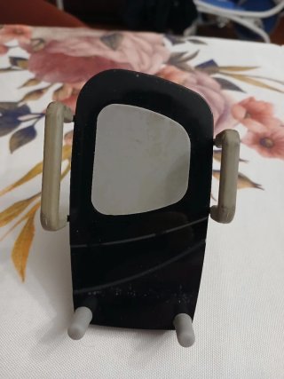 Supporto auto per cellulare