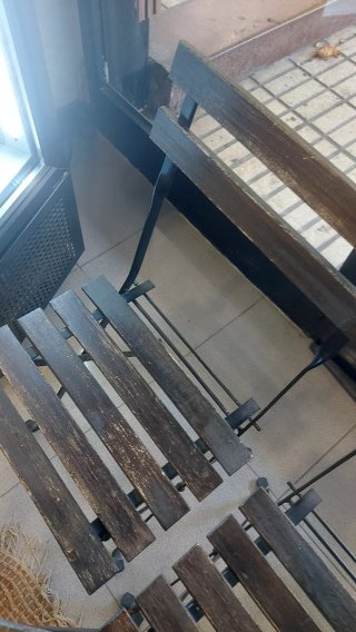 Set de Mesa y 2 Sillas de Madera