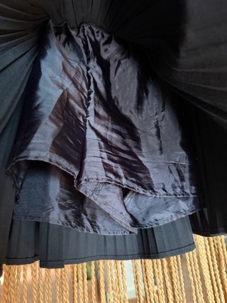 Falda plisada Zara negra