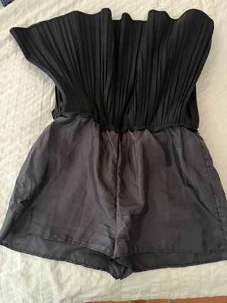 Falda plisada Zara negra