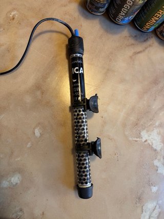 Acuario/pecera 64L + extras + Ventilador