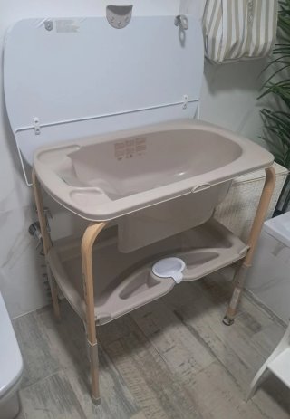 Cambiador con Bañera Jané