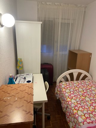 Alquilo habitacion