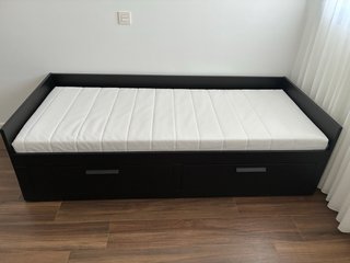 Diván IKEA Brimnes Negro con Cajones