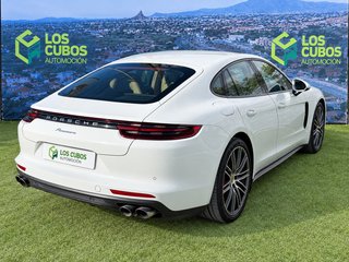 Porsche Panamera 4