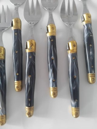 Cubertería Laguiole postre 6 pax