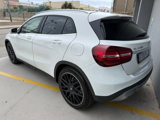 Mercedes-Benz GLA 180 2018 NACIONAL 230.000KM
