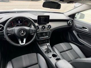 Mercedes-Benz GLA 180 2018 NACIONAL 230.000KM