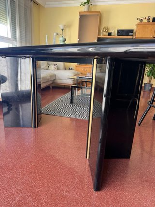 Mesa de Comedor con Sobre de Cristal