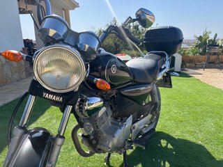 Yamaha YBR 125 Custom