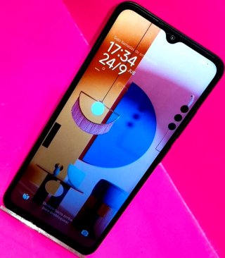 XIAOMI REDMI 12C 128GB 4GB RAM COMO NUEVO