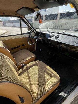 seat 127 1982