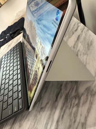 Microsoft Surface Pro 9