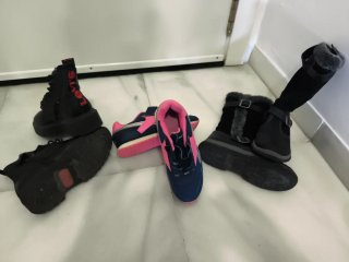 Lote 2 Botas + Zapatillas Levi's y Reebok