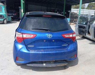 Llanta toyota yaris hybrid active 456177