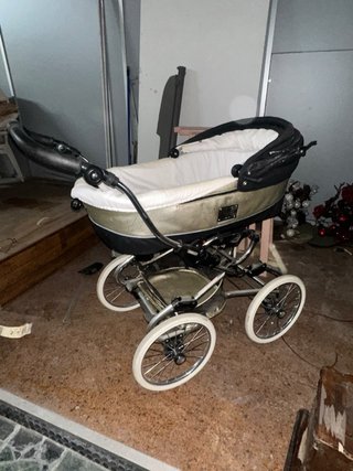 Carrito de bebé clásico