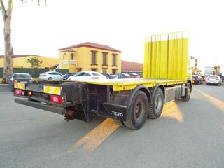 Volvo FH 520 - CAMION PLATAFORMA