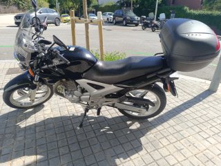 Moto Honda CBF 250 Negra