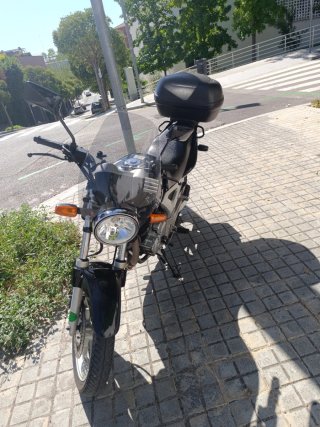 Moto Honda CBF 250 Negra