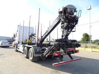 Scania R 440 - CAMION PLATAFORMA PARA TRONCOS