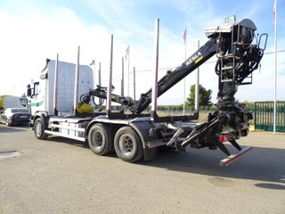 Scania R 440 - CAMION PLATAFORMA PARA TRONCOS