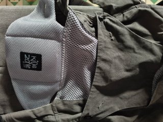 Mochila Portabebés Gris marca Jane