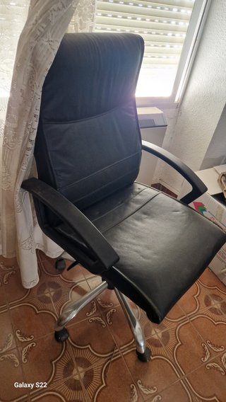 Silla de oficina giratoria