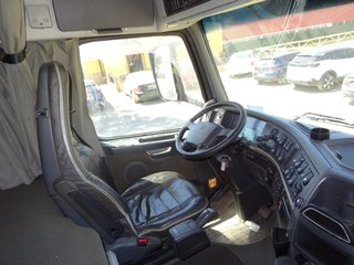 Volvo FH 520 - CAMION CON CAJA ABIERTA