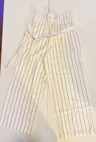 Pantalón de verano blanco con cinturón Talla M