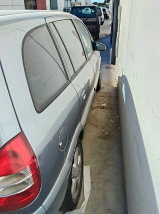 Opel Zafira 2004