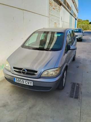 Opel Zafira 2004
