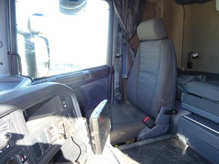 Scania G 480 - CAMION CON PLATAFORMA