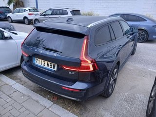 Volvo V60 2.0 B4 (D) AWD Cross Country Core Auto