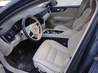 Volvo V60 2.0 B4 (D) AWD Cross Country Core Auto