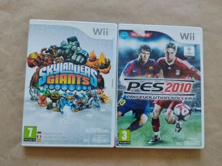 Juegos Wii Skylanders Giants PES Futbol Series 10