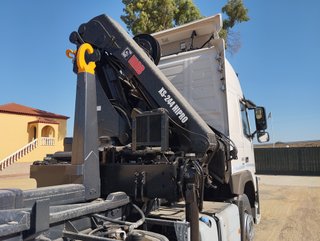 Volvo FH 460- CABEZA TRACTORA CON GRUA