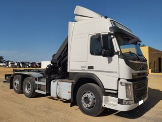 Volvo FH 460- CABEZA TRACTORA CON GRUA