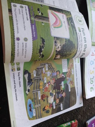 Be Curious Level 2 Pupil's Book with eBook Updated